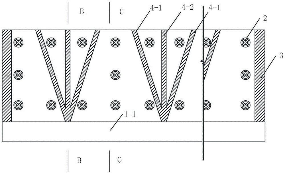 U-shaped plate combined assembled diversion pier structure