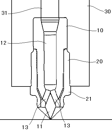 Porous type nozzle core pin-point sprue hot runner spray nozzle