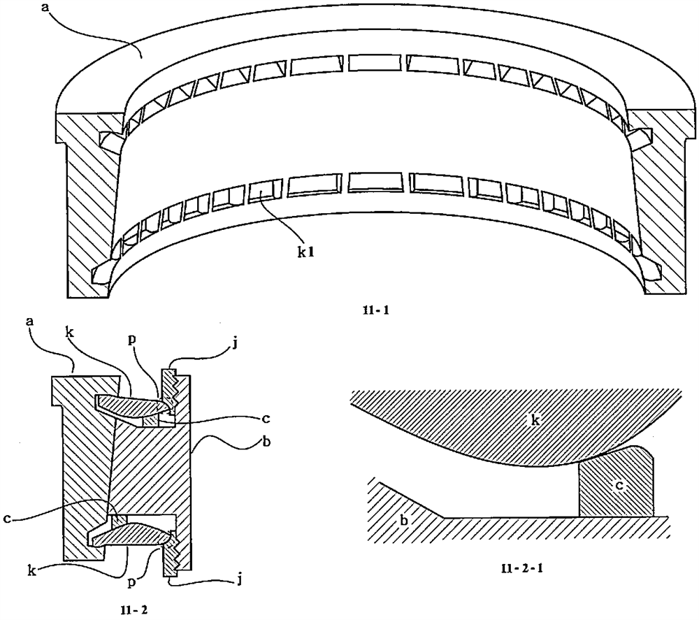 Bearing or thrust hobbing gear capable of achieving automatic clearance adjustment