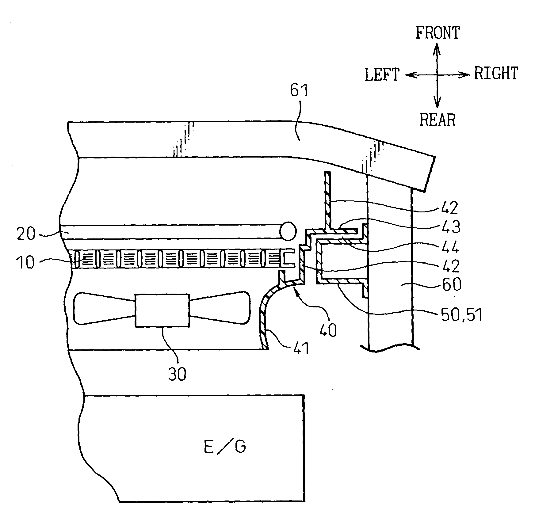 Front end structure of vehicle with labyrinth structure forming means for cooling air to a radiator