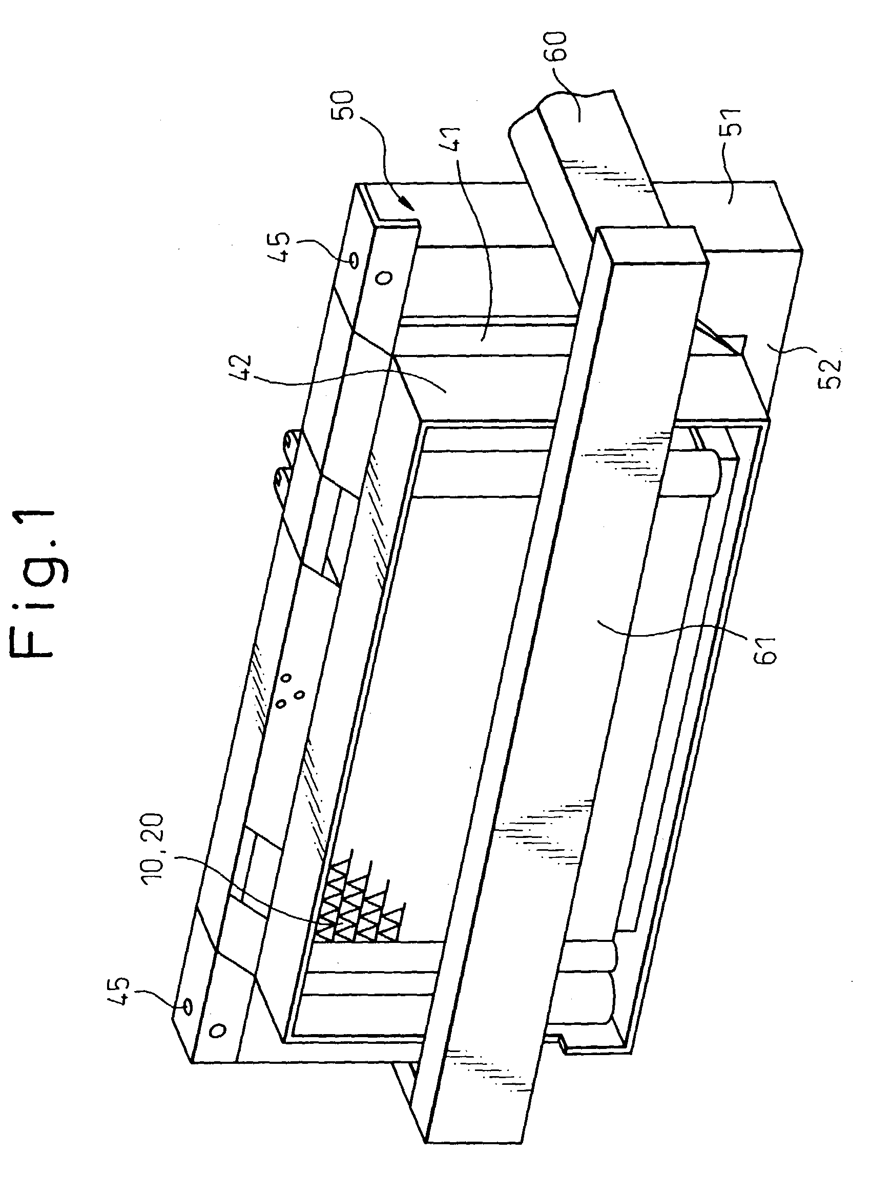 Front end structure of vehicle with labyrinth structure forming means for cooling air to a radiator