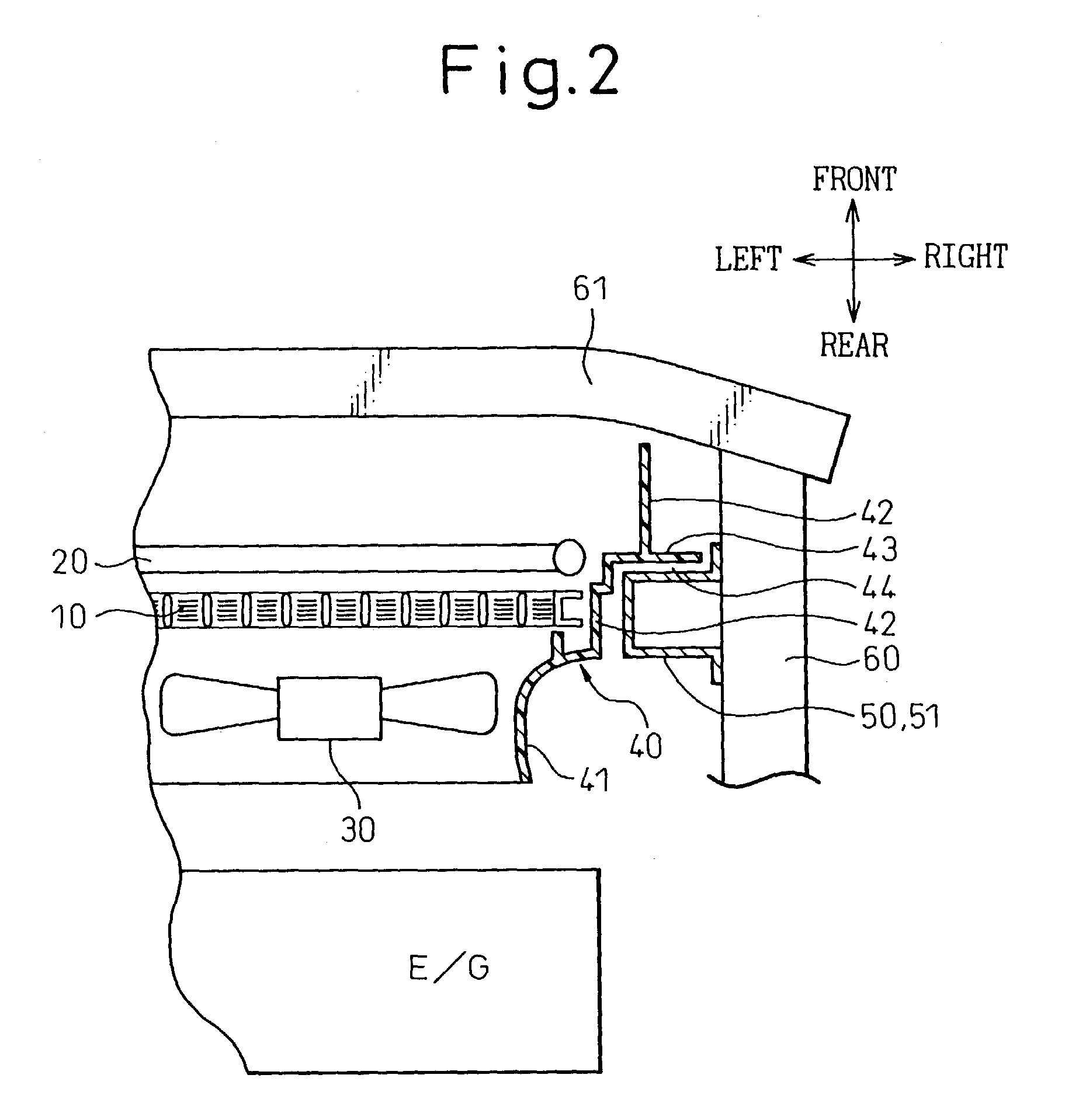 Front end structure of vehicle with labyrinth structure forming means for cooling air to a radiator