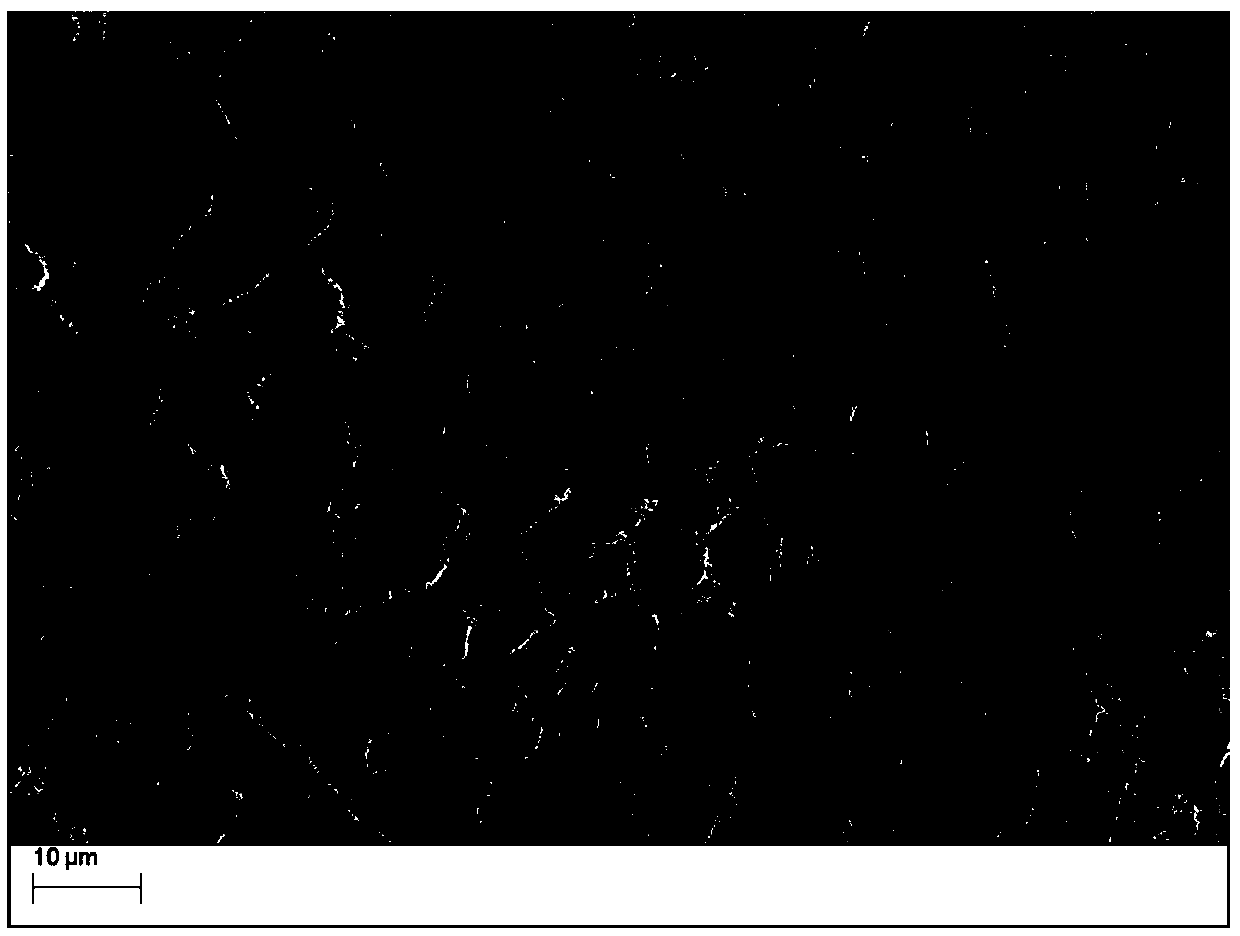 Porous membrane and lithium ion battery