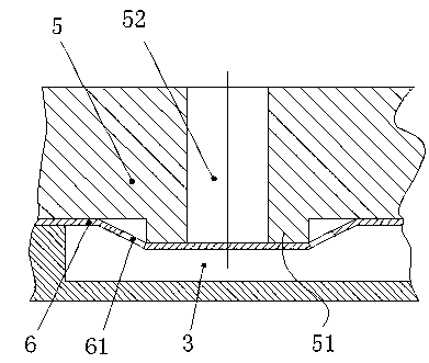 Driving device in micro-flow pipeline