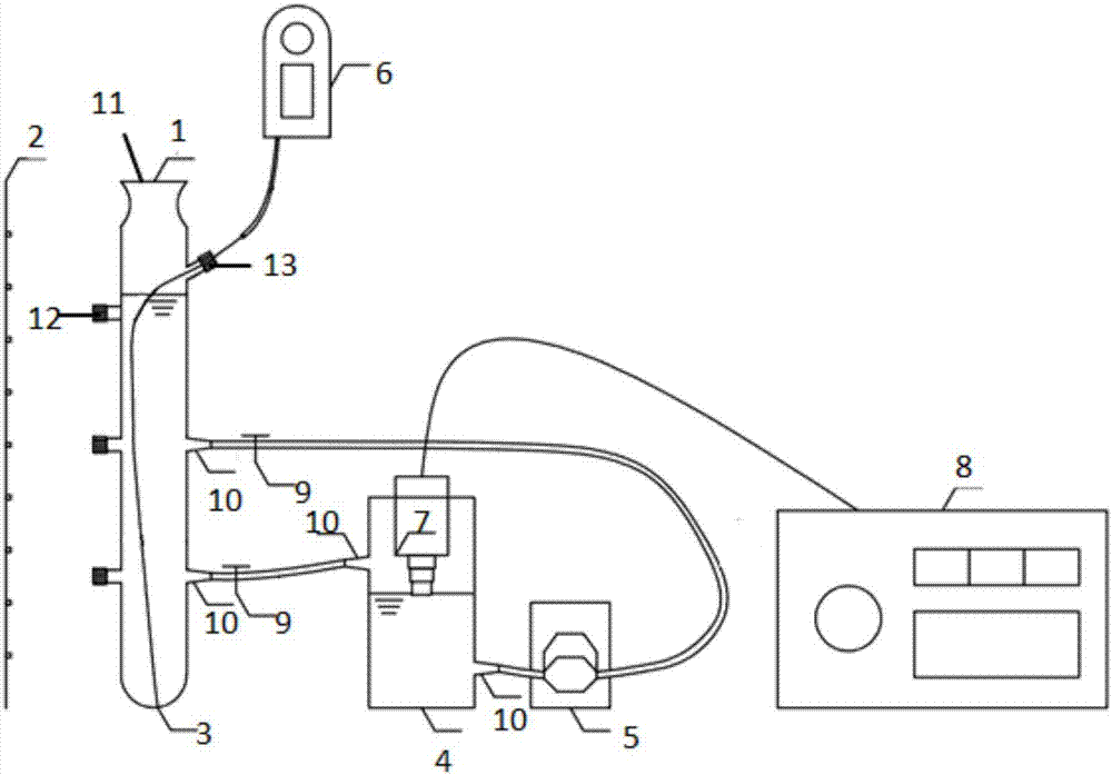 Reaction apparatus for processing waste water through ultrasonic enhancement of microalgae and promoting synthesis of microalgae lipid