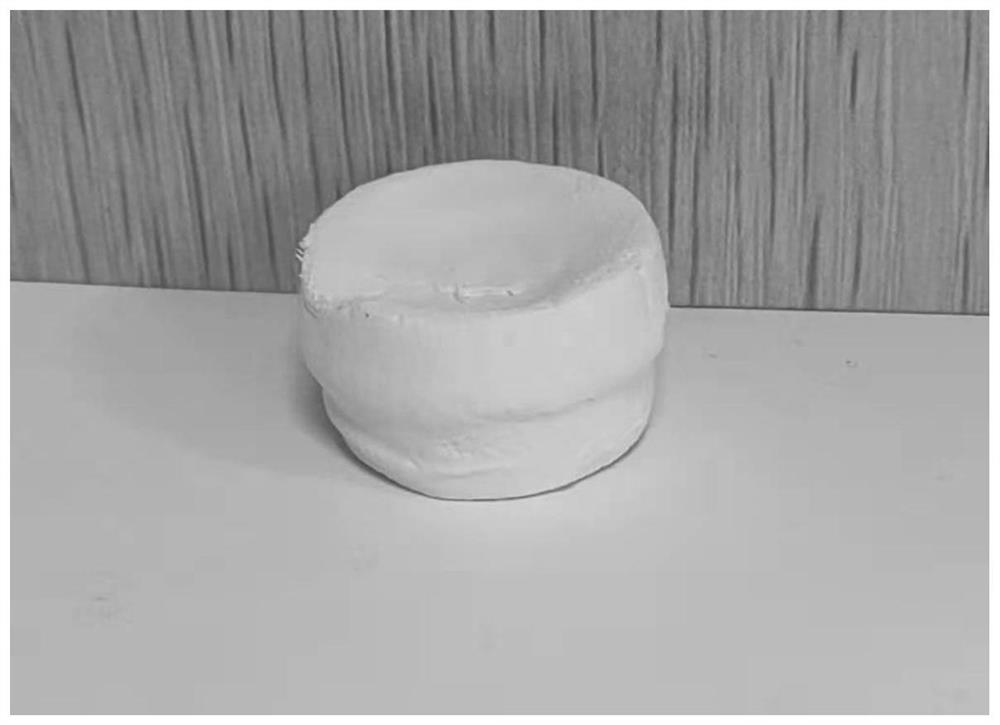 Preparation method of chopped fiber layered reinforced polyimide aerogel