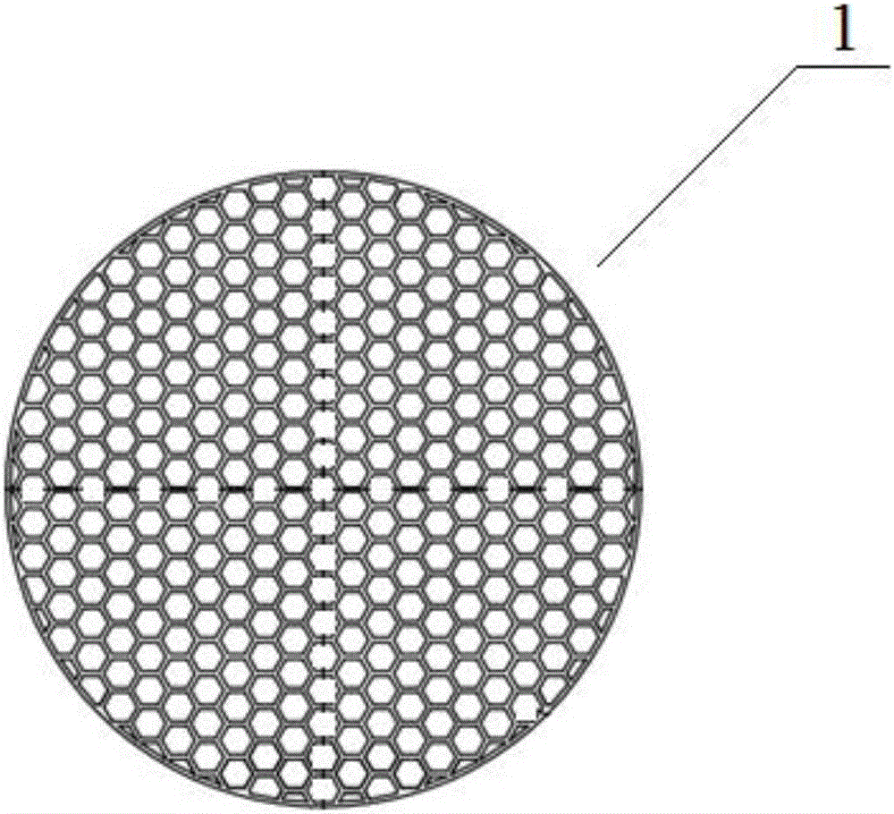 Heating stove based on honeycomb ceramic heat accumulators