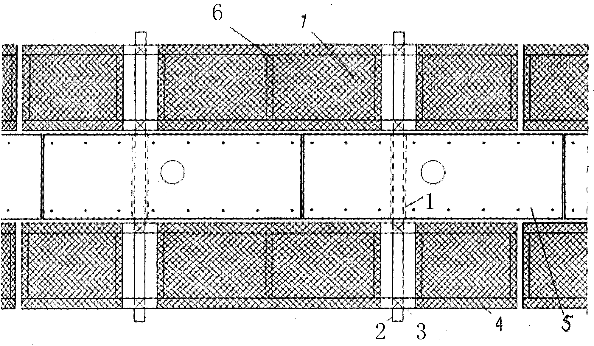 Construction platform of hydraulic plug board on sea