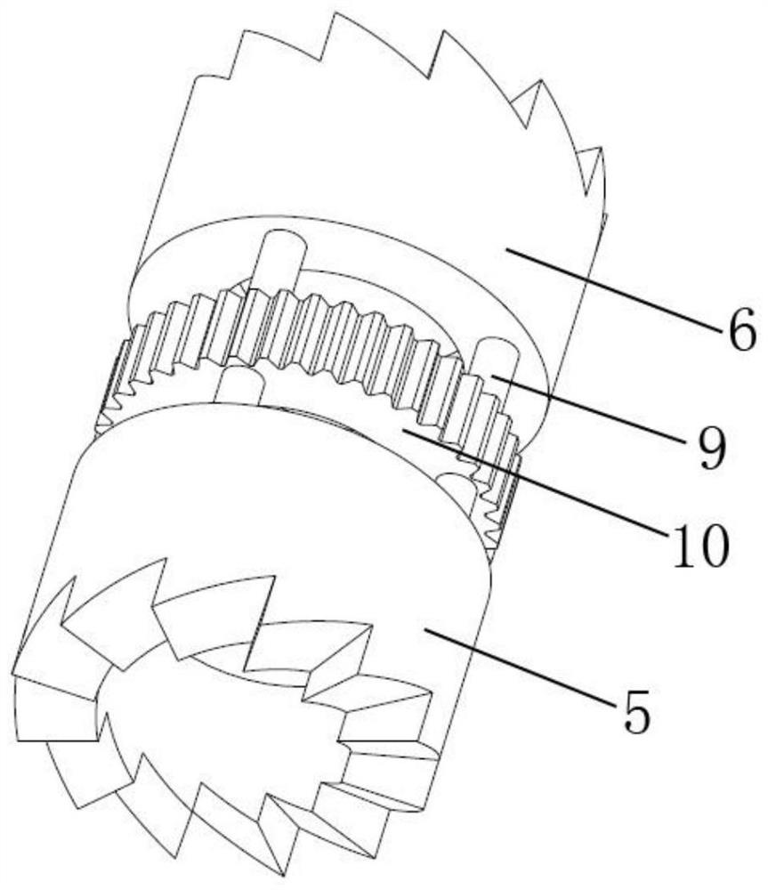 A hinge and wearable device