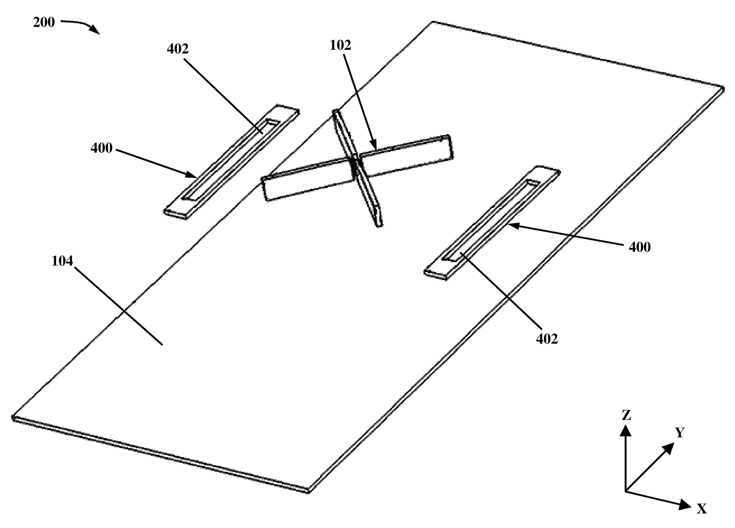 Device and method for controlling azimuth beamwidth across a wide frequency range