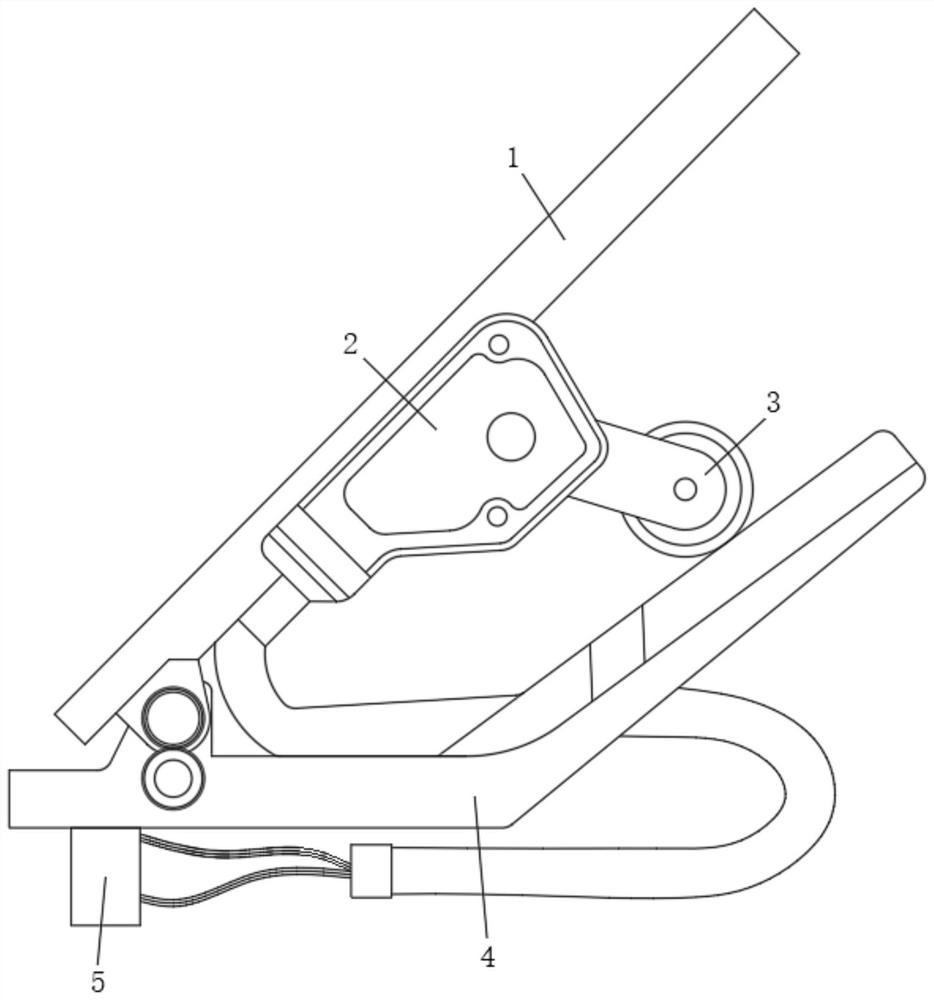 Device and method for remedying mistaken stepping of automobile accelerator pedal