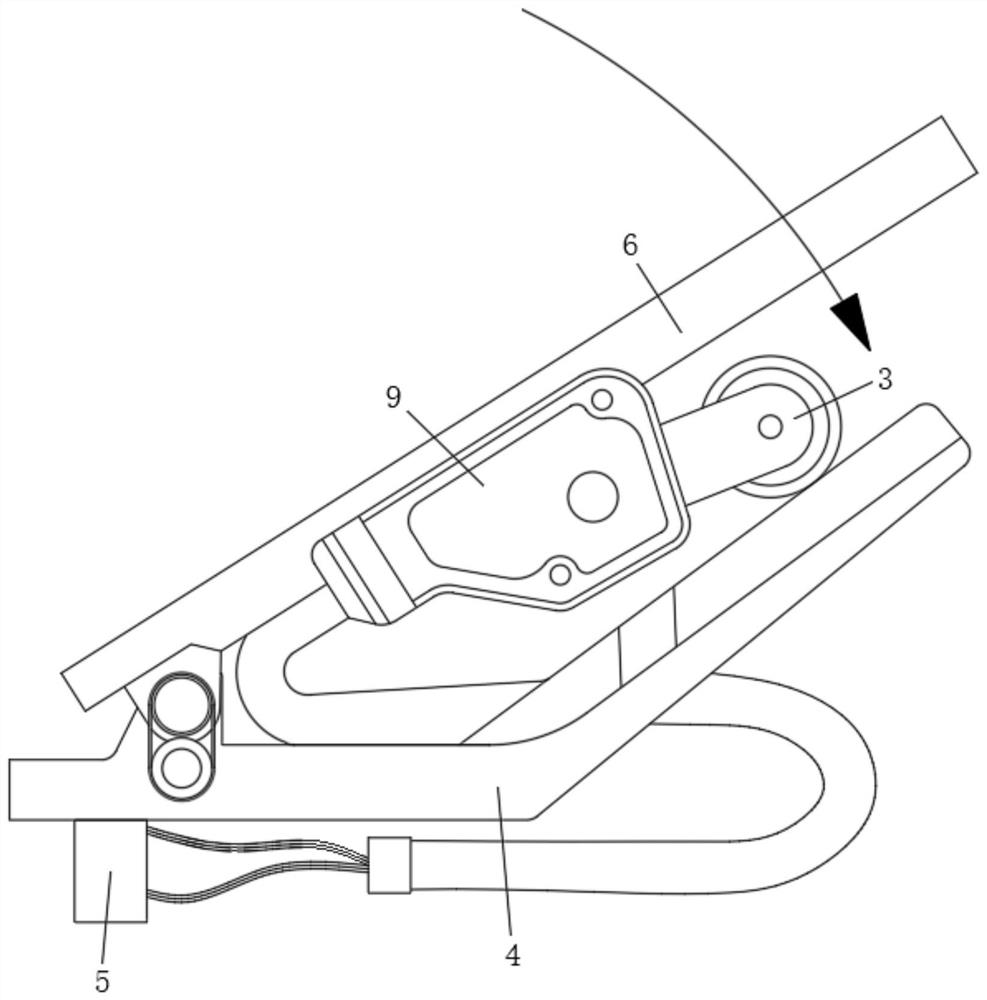 Device and method for remedying mistaken stepping of automobile accelerator pedal