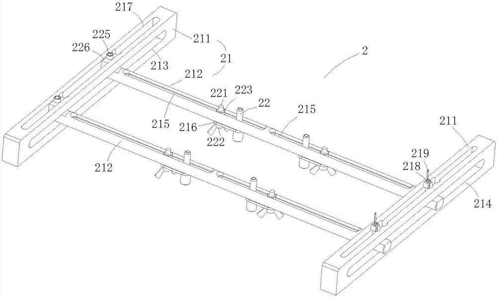 Automatic dust removal device and plate dividing machine