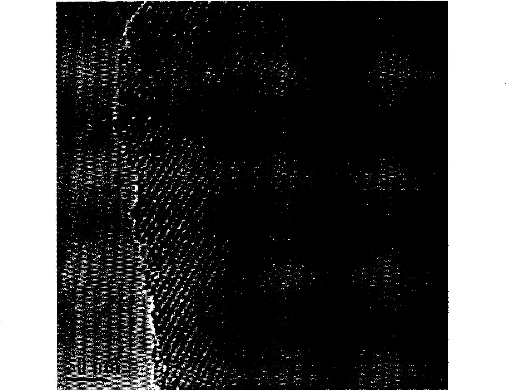 Gold nanoparticle loaded mesoporous titanium oxide composite film and preparation thereof