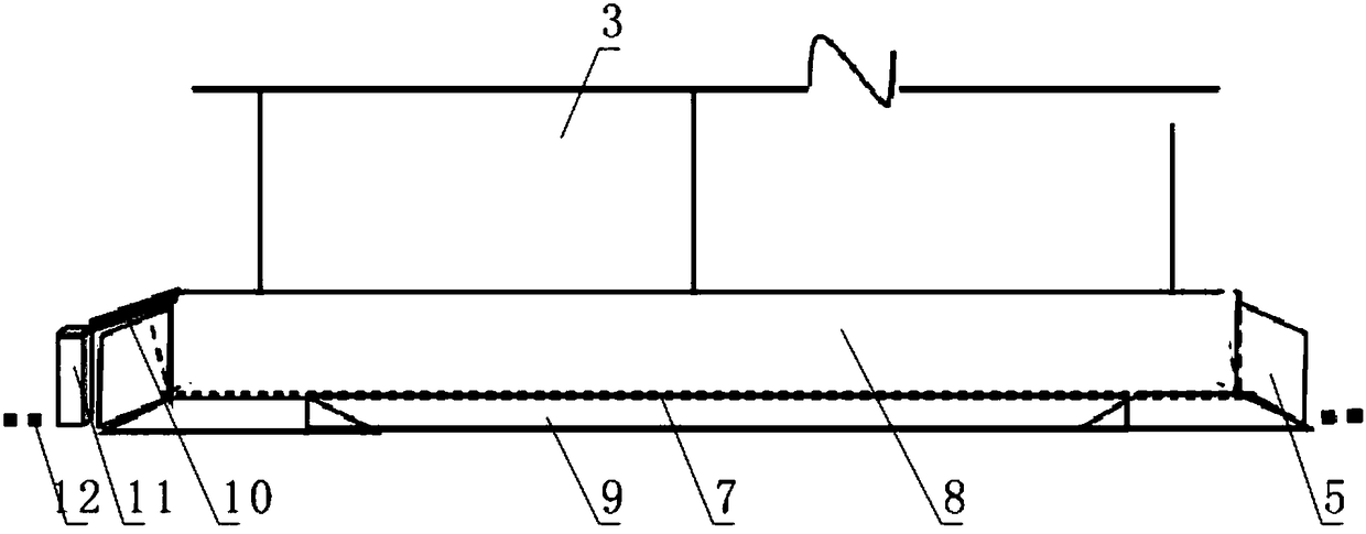 Automatic water blocking device outside the elevator door