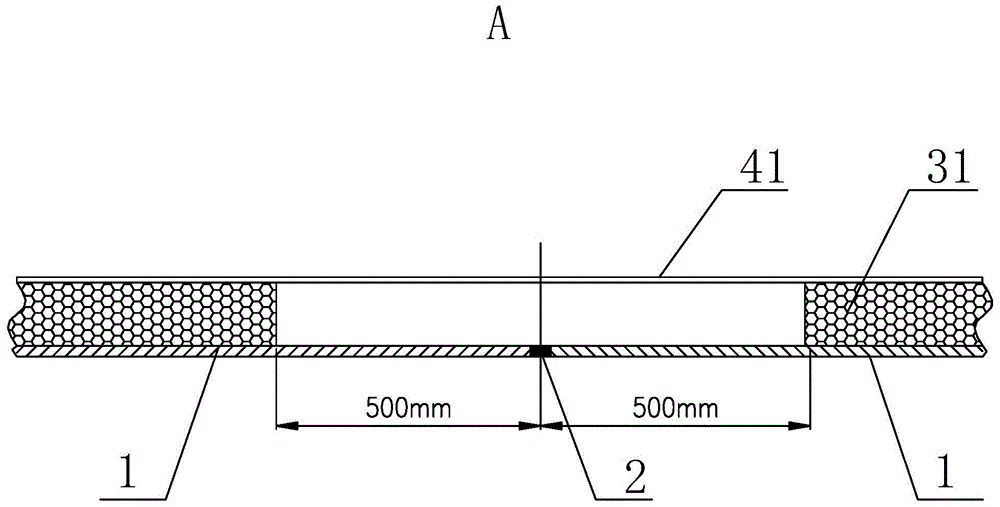 Insulated mounting method for segment jointing of an A-type independent liquid cargo tank