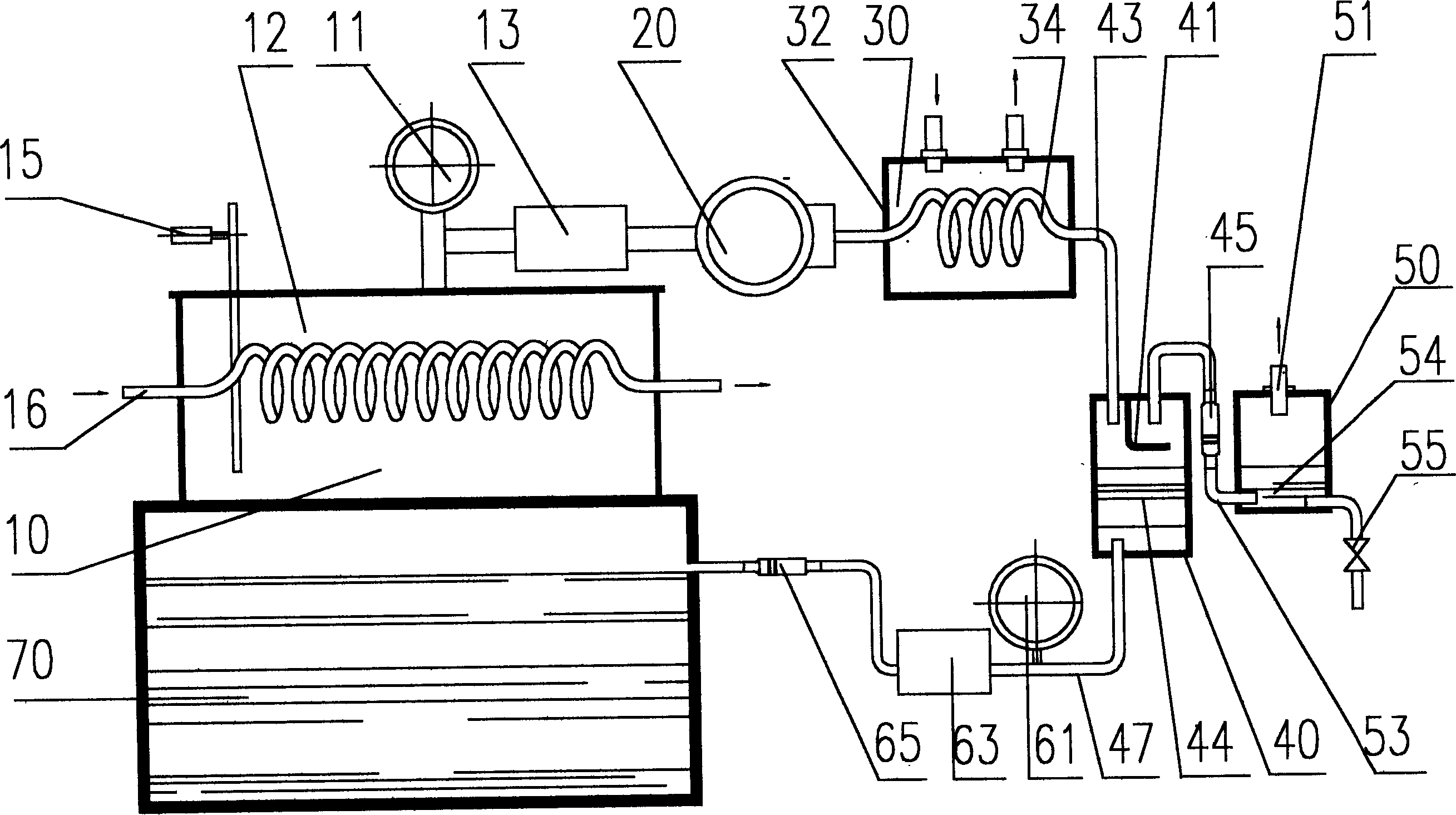 Device for recycling exhaust air and cooling fluid of condensator for evaporative cooling electric motor