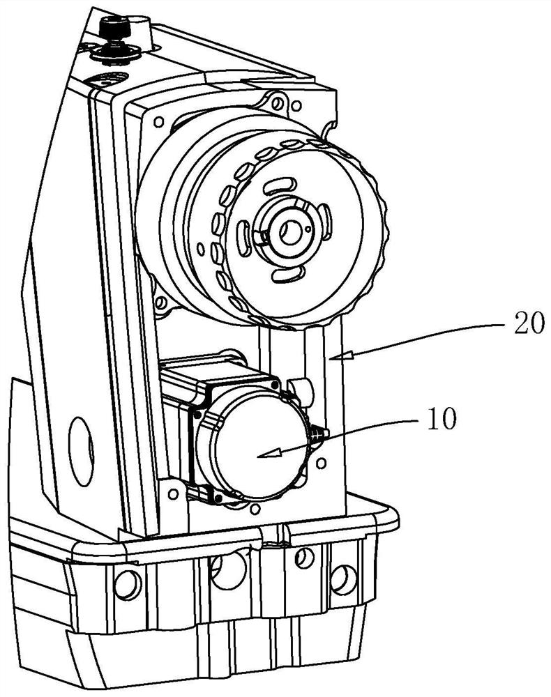 Multifunctional driving device of sewing machine