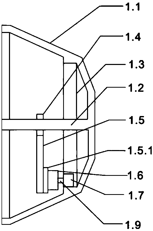 Mouse-driven-rotating-cage-imitated spherical robot