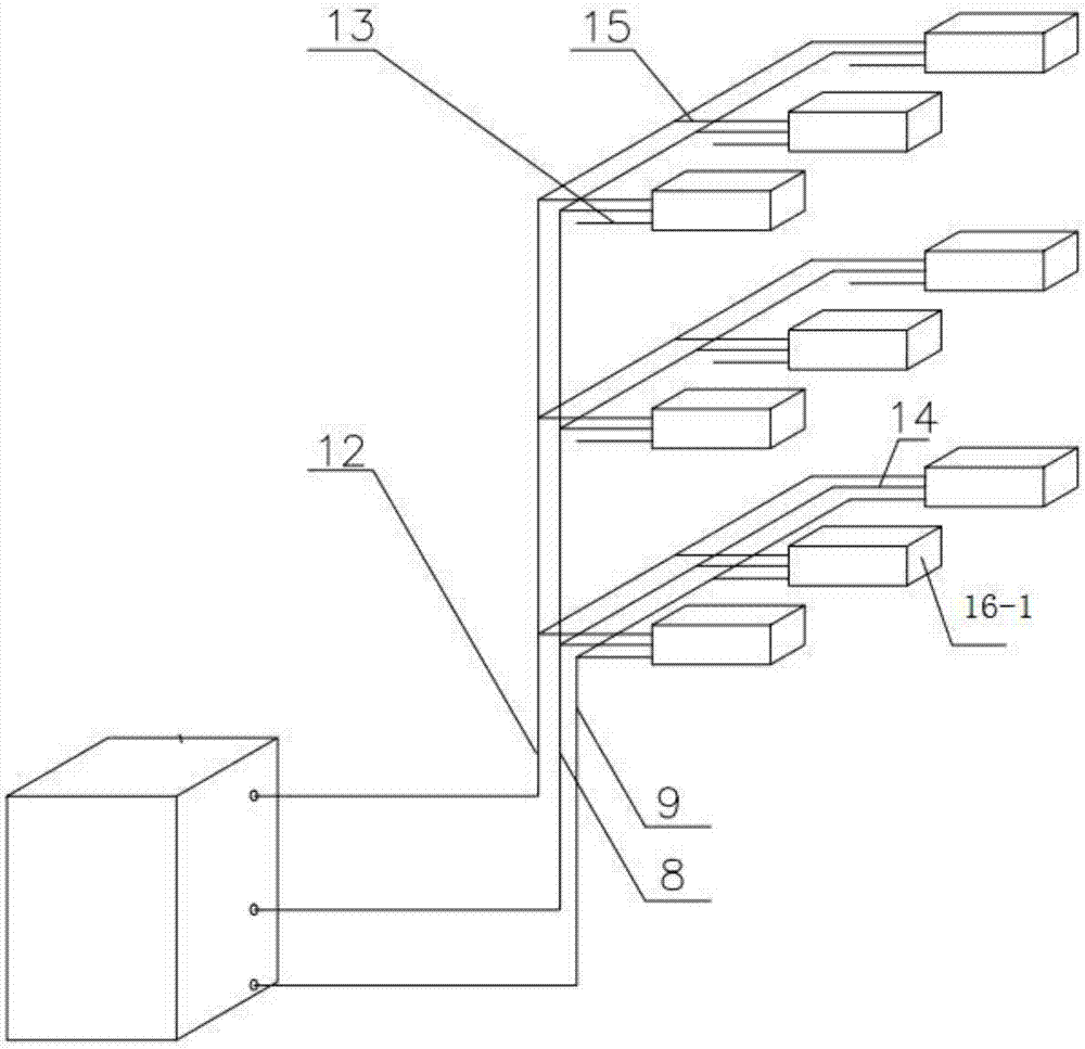 Condensed water utilizing system of multi-split air conditioner