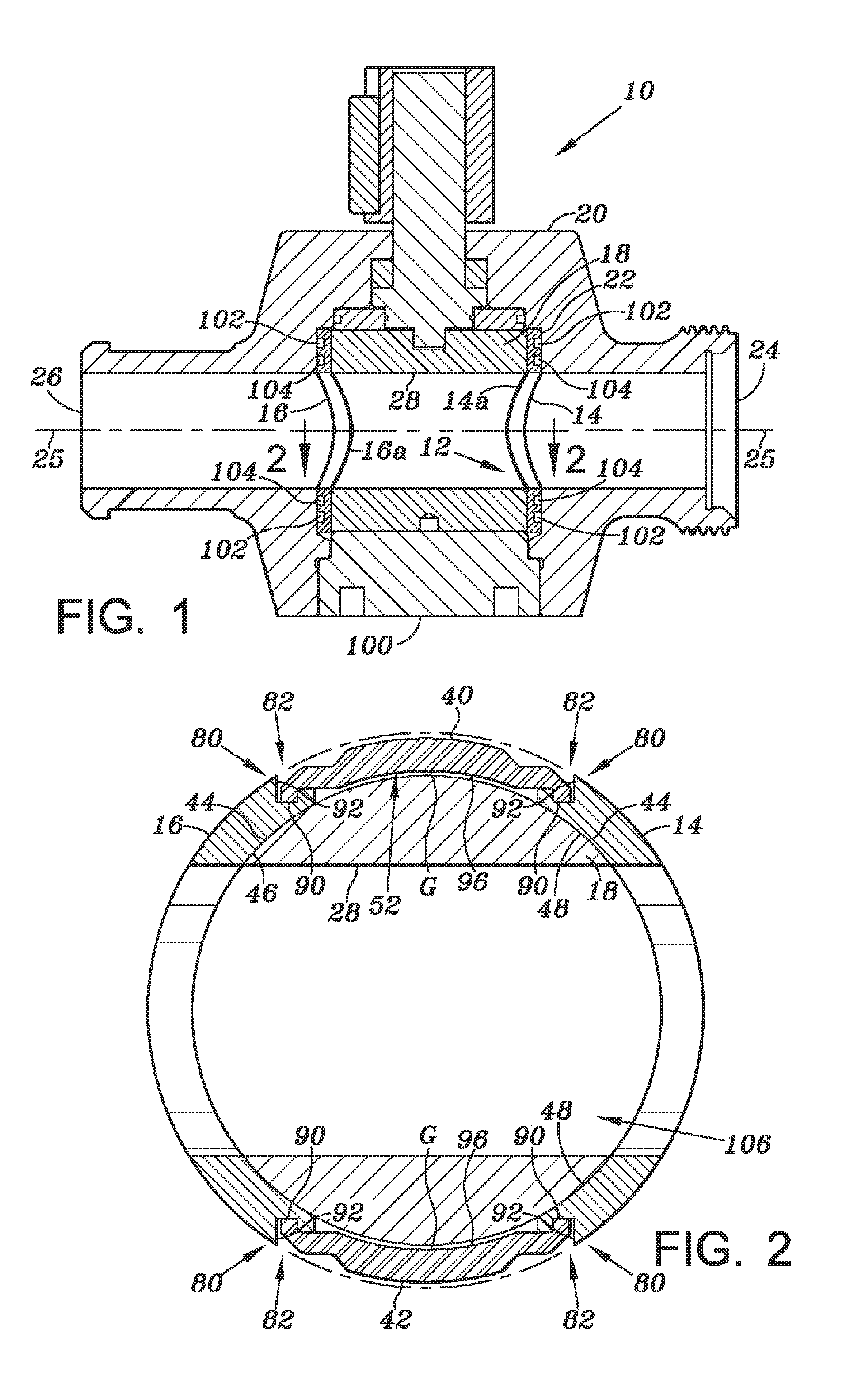 Plug valve having preloaded seal segments