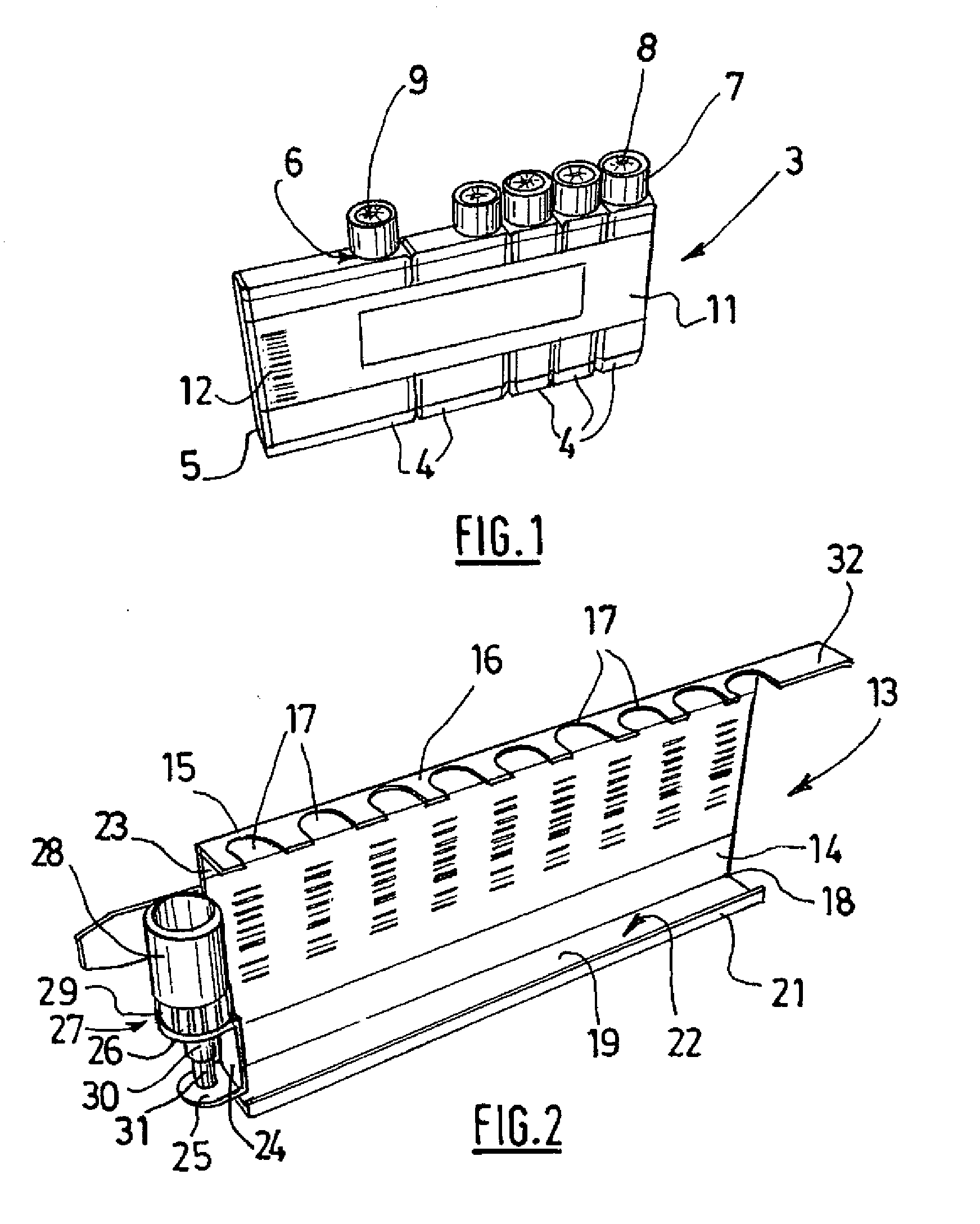 Analysis unit intended to be used in analysis apparatus