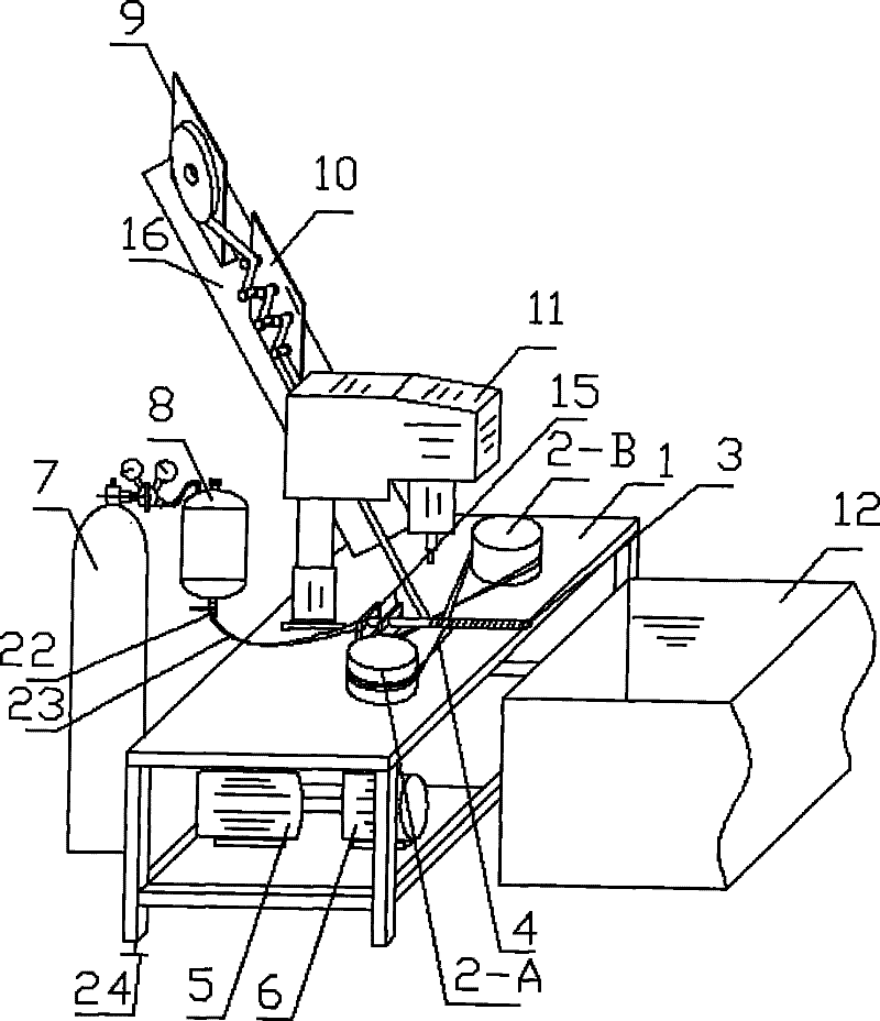 Tube winding machine and pipe membrane production equipment composed of the same