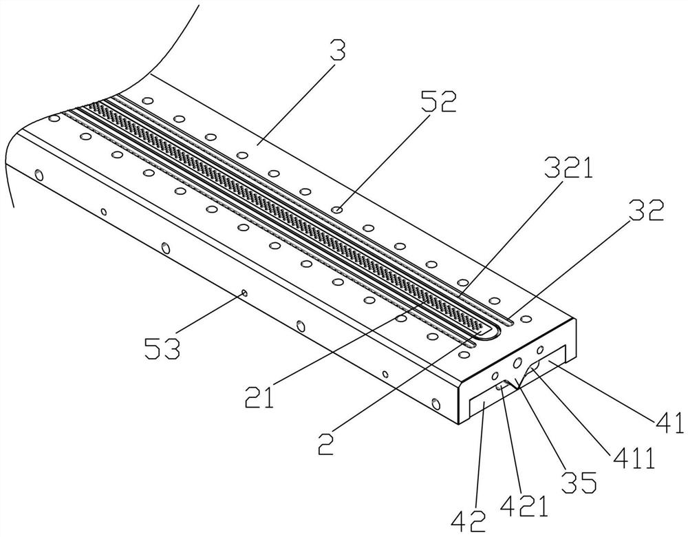 Spinneret plate of melt-blowing mold