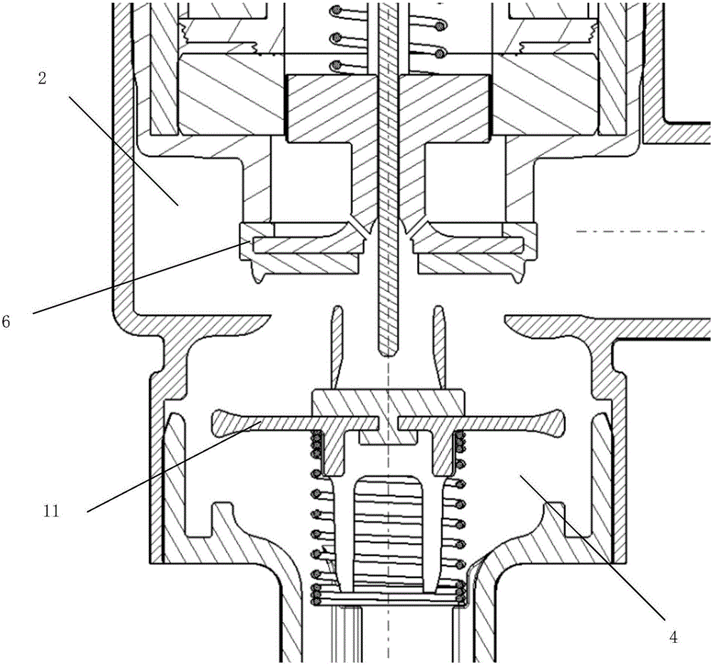 Pressure retaining valve device for pressure fuel tank