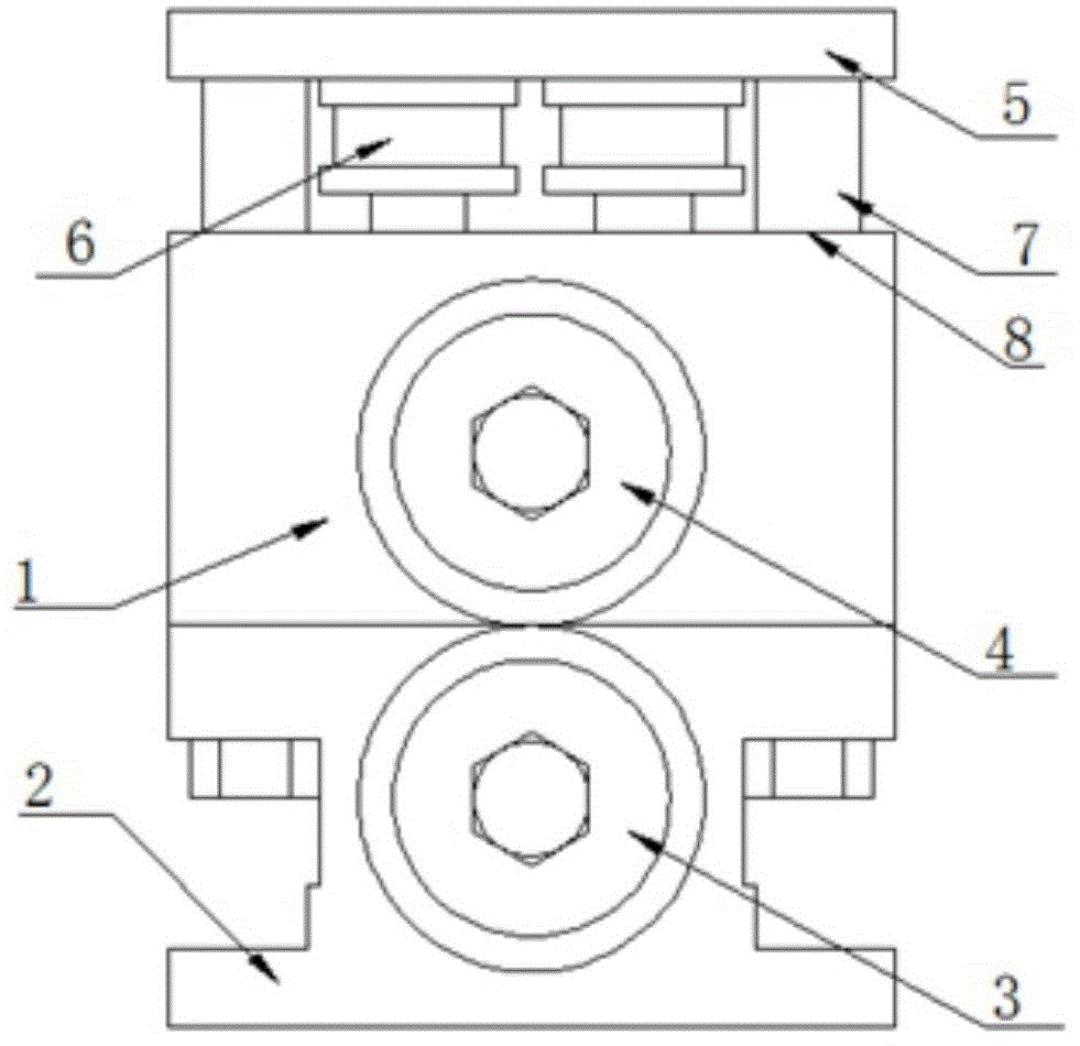 Extrusion device for dry type granulator