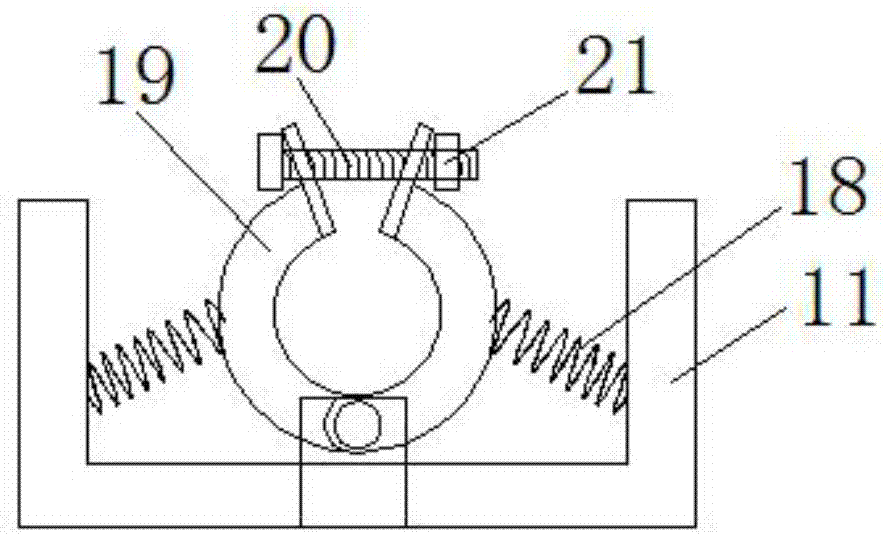 Telescopic antiriot fork capable of enlarging protective area