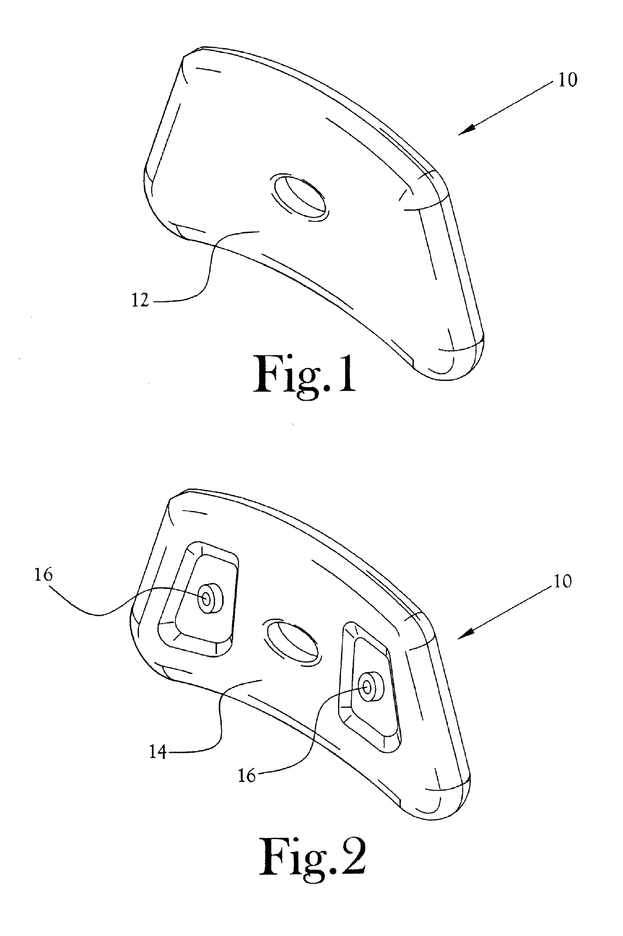 Hot tub with magnetically coupled headrest