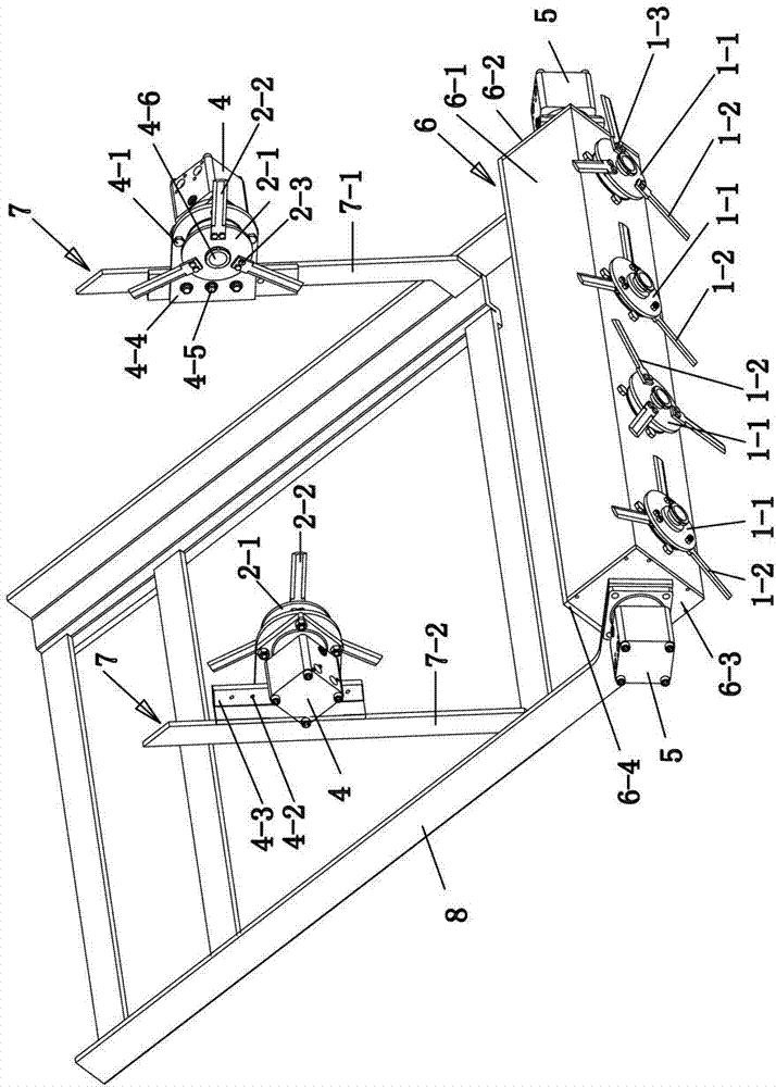 Cutting device of floating debris cleaning boat