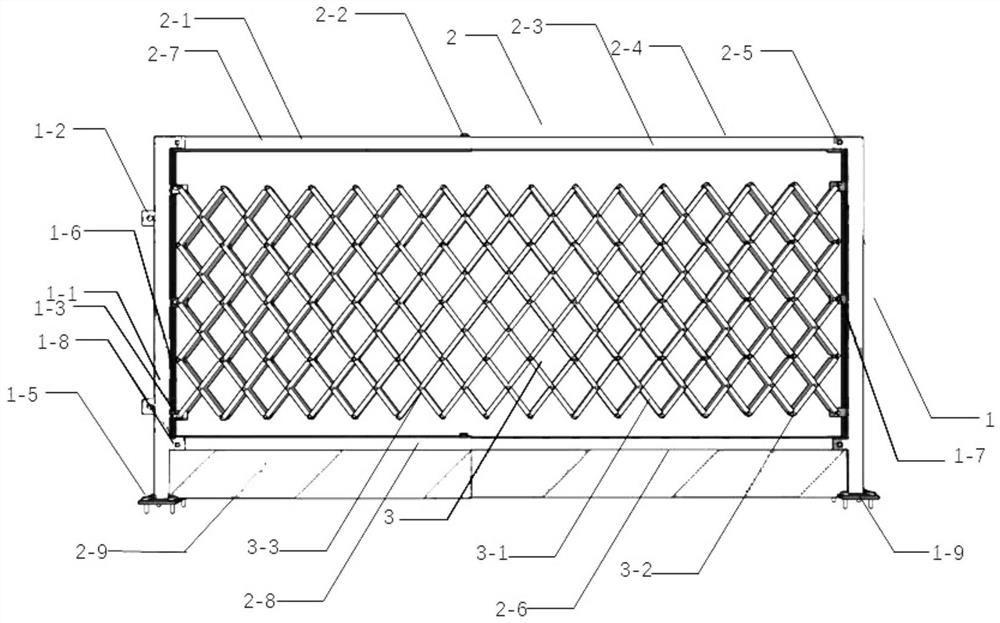 Telescopic edge protective railing suitable for different spans