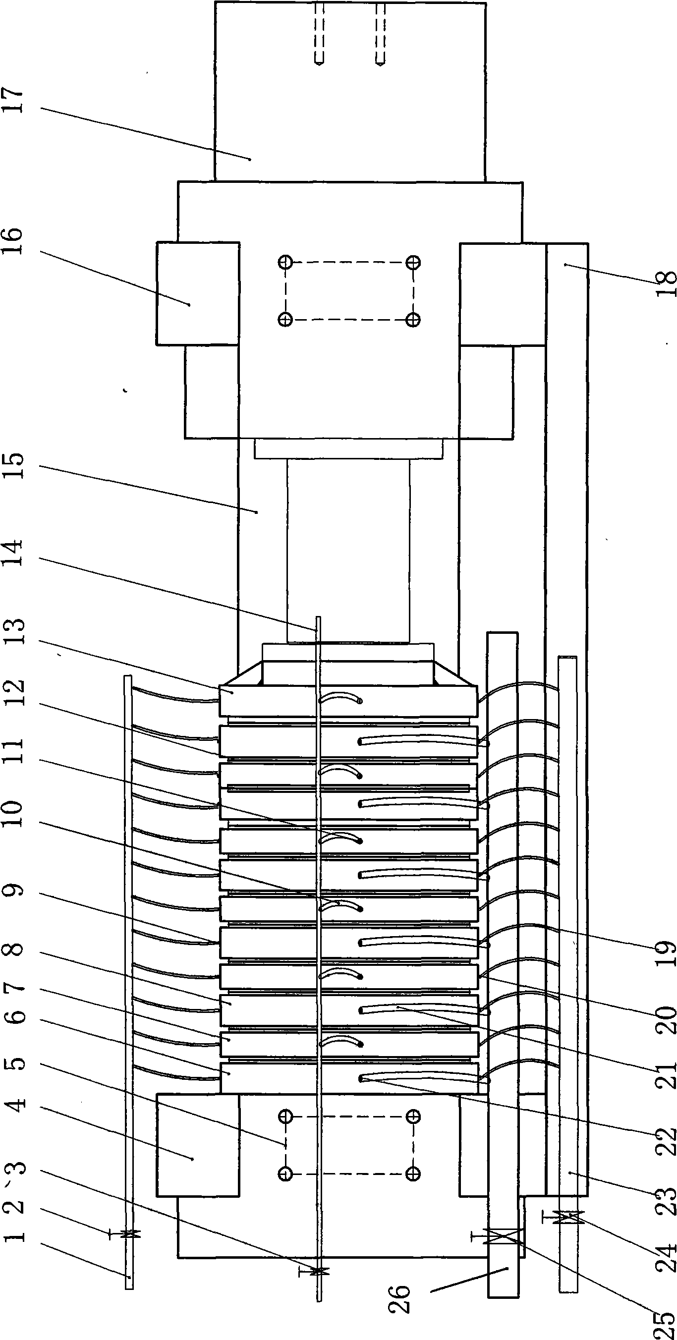 Plate-type sludge dewatering machine and dewatering method therefor