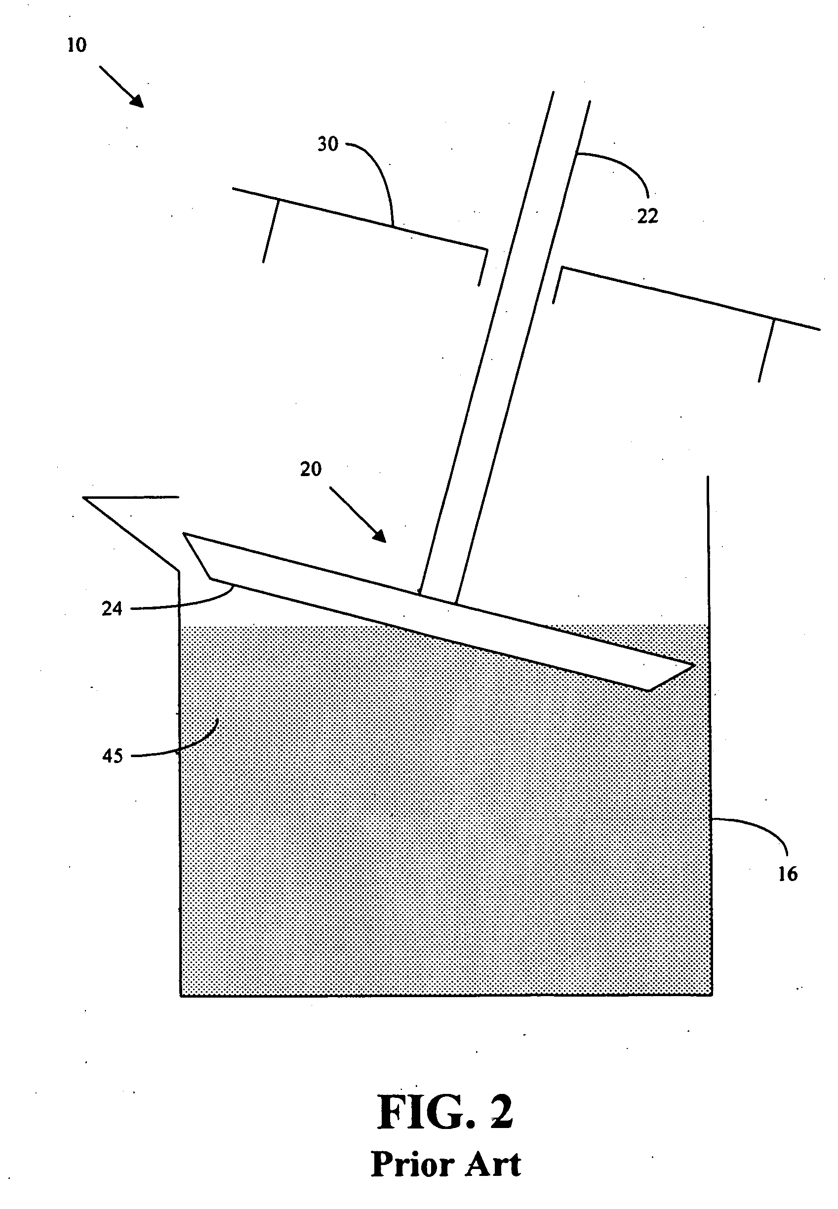 Beverage making devices and methods with an inner housing in place of a central rod plunger