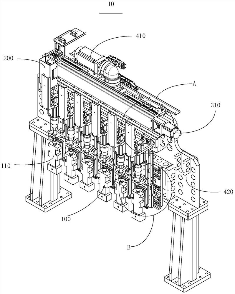 Bonding device and automatic remodeling method