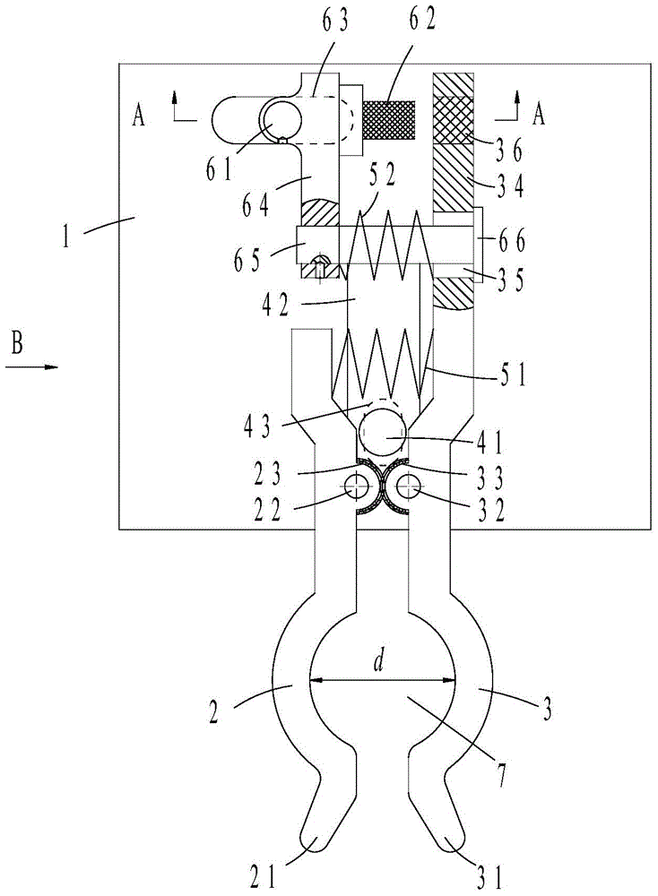 Clamping device for medicine bottles