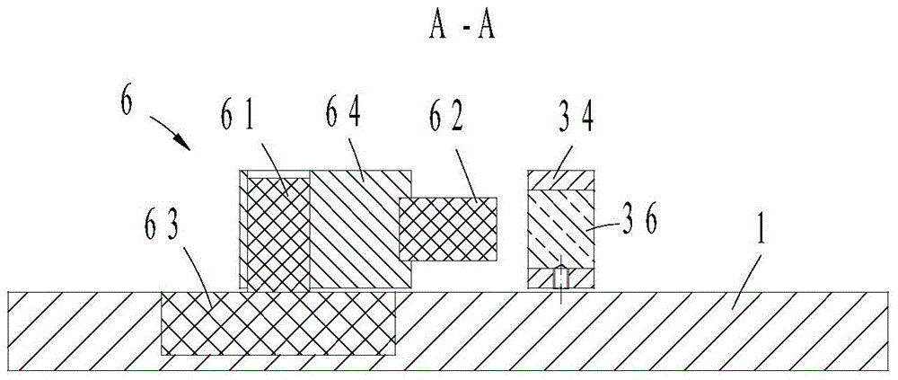 Clamping device for medicine bottles