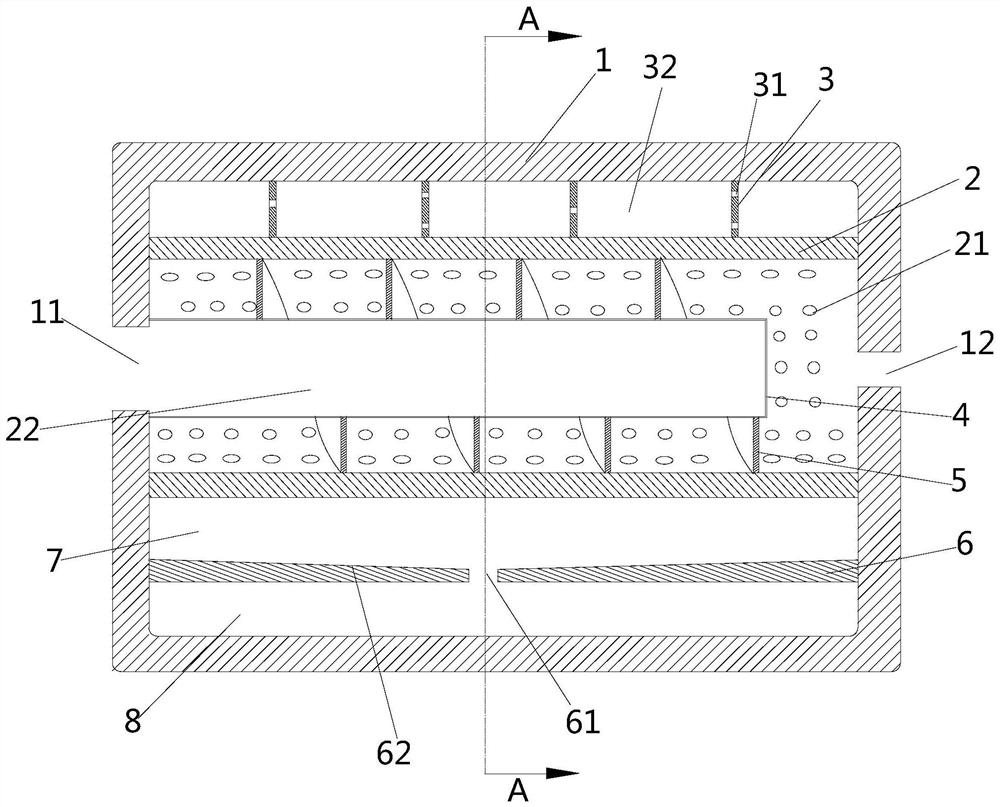 Screw compressor and oil separation barrel thereof