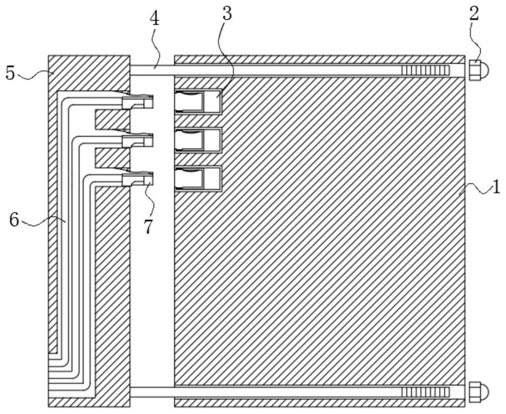 A port damage-resistant industrial Ethernet switch