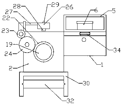 A duck head cleaning and processing device