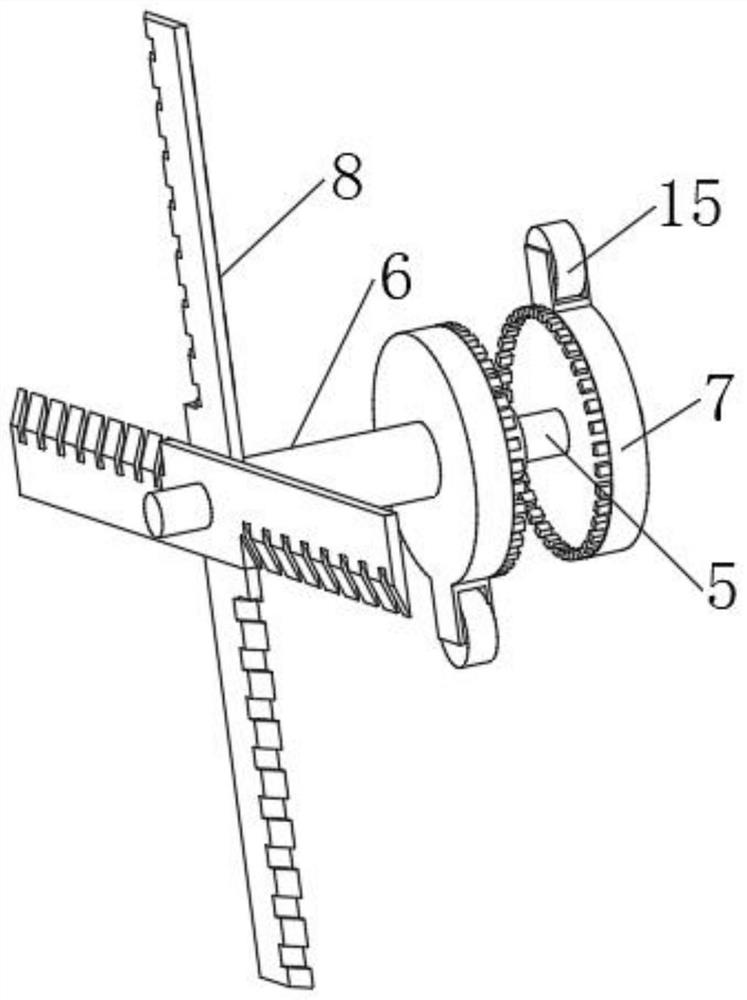 Raw material cutting device for activated carbon production