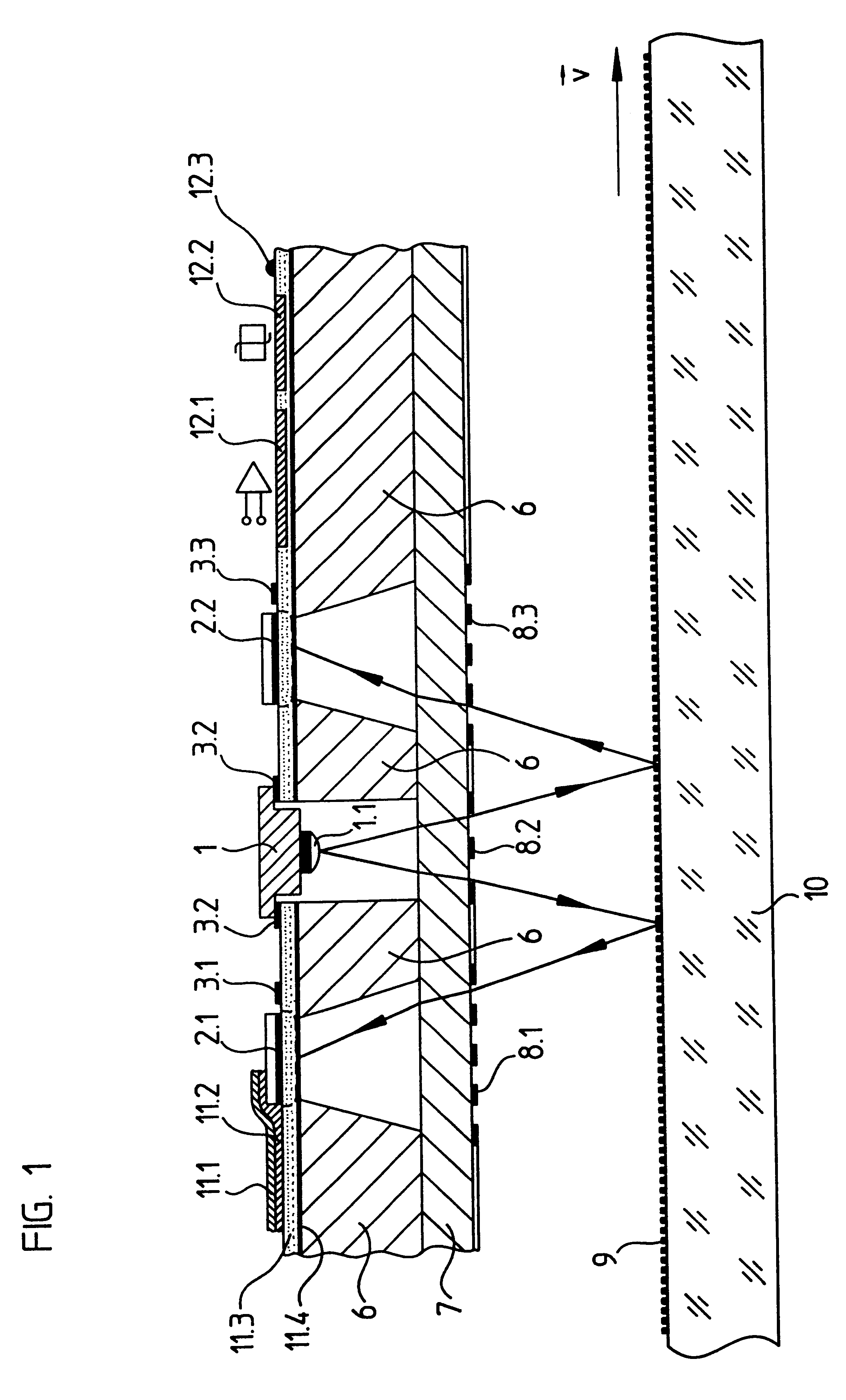 Optical detector for measuring relative displacement of an object on which a grated scale is formed