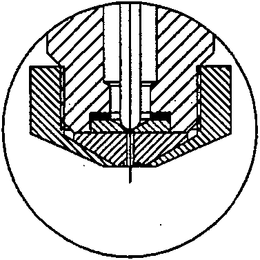 Glue solution injector driven by electromagnetic attraction