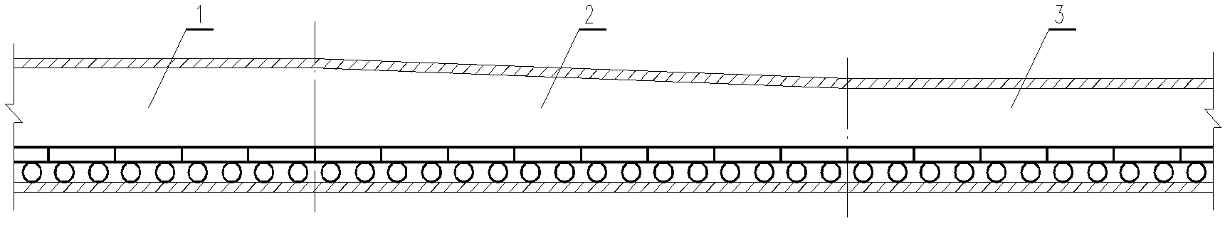 A method for calcining high-alumina bauxite in a tunnel kiln with variable cross-section