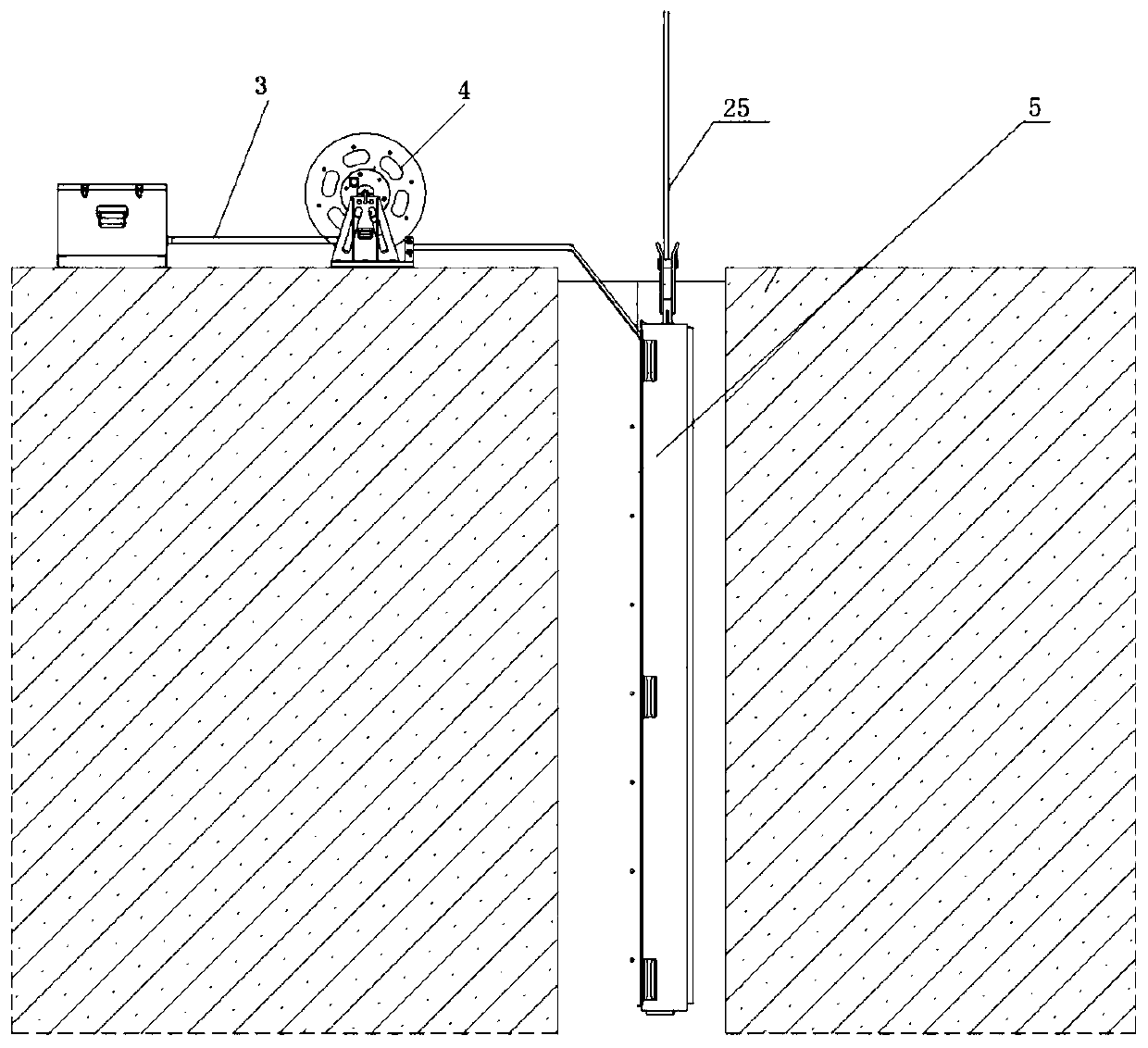 Automatic clearing system for sealing surface of underwater gate