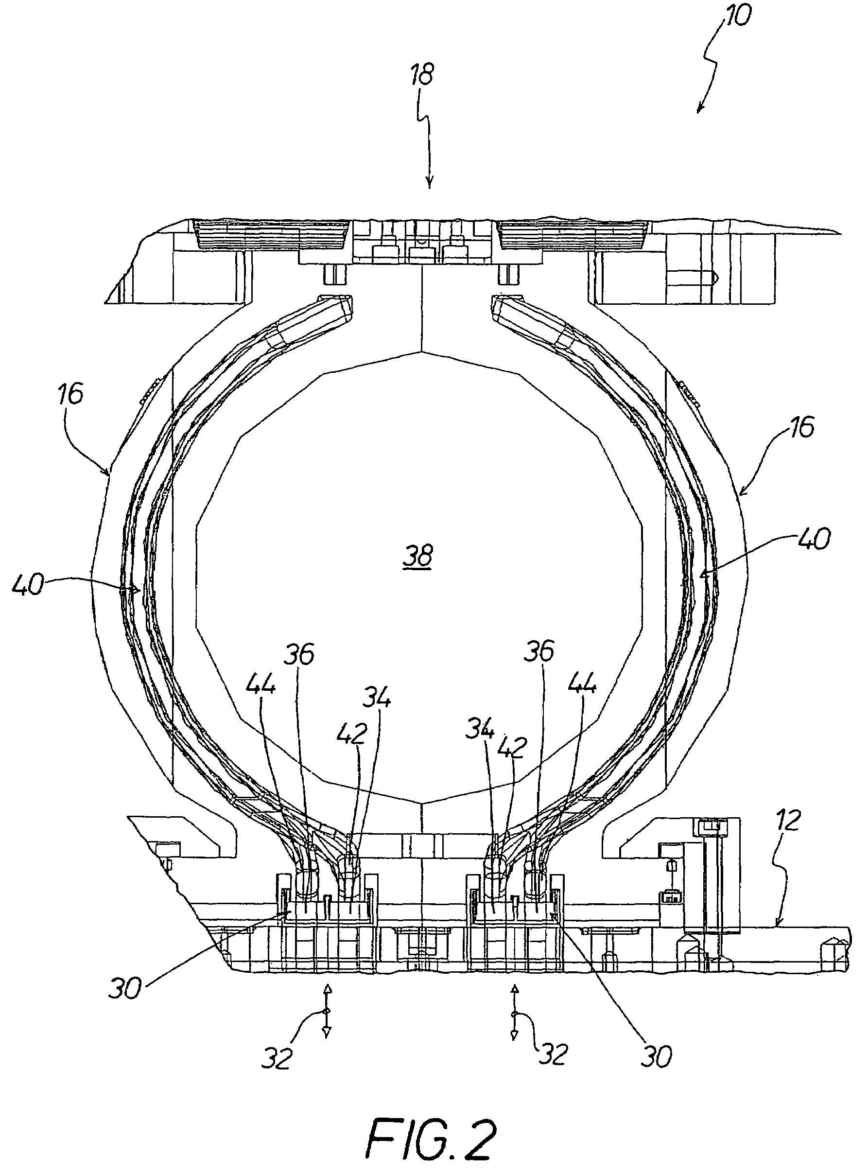 Device for producing tubes provided with cross ribs