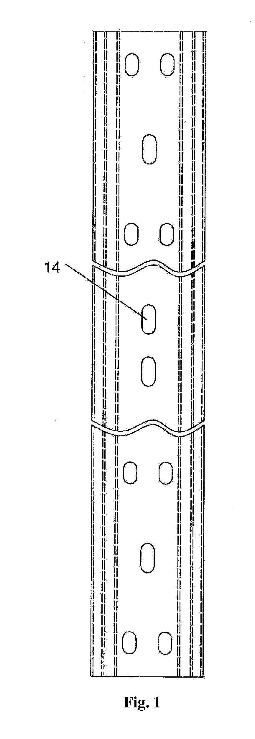 Single-wave beam guardrail plate and single-wave beam steel guardrail