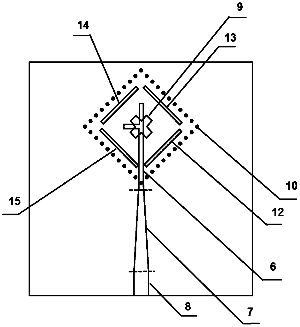 Circularly polarized cavity-backed antenna with low axial ratio